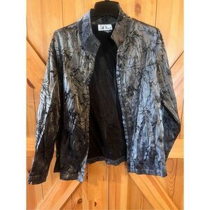 N Touch open shirt size large (1455)